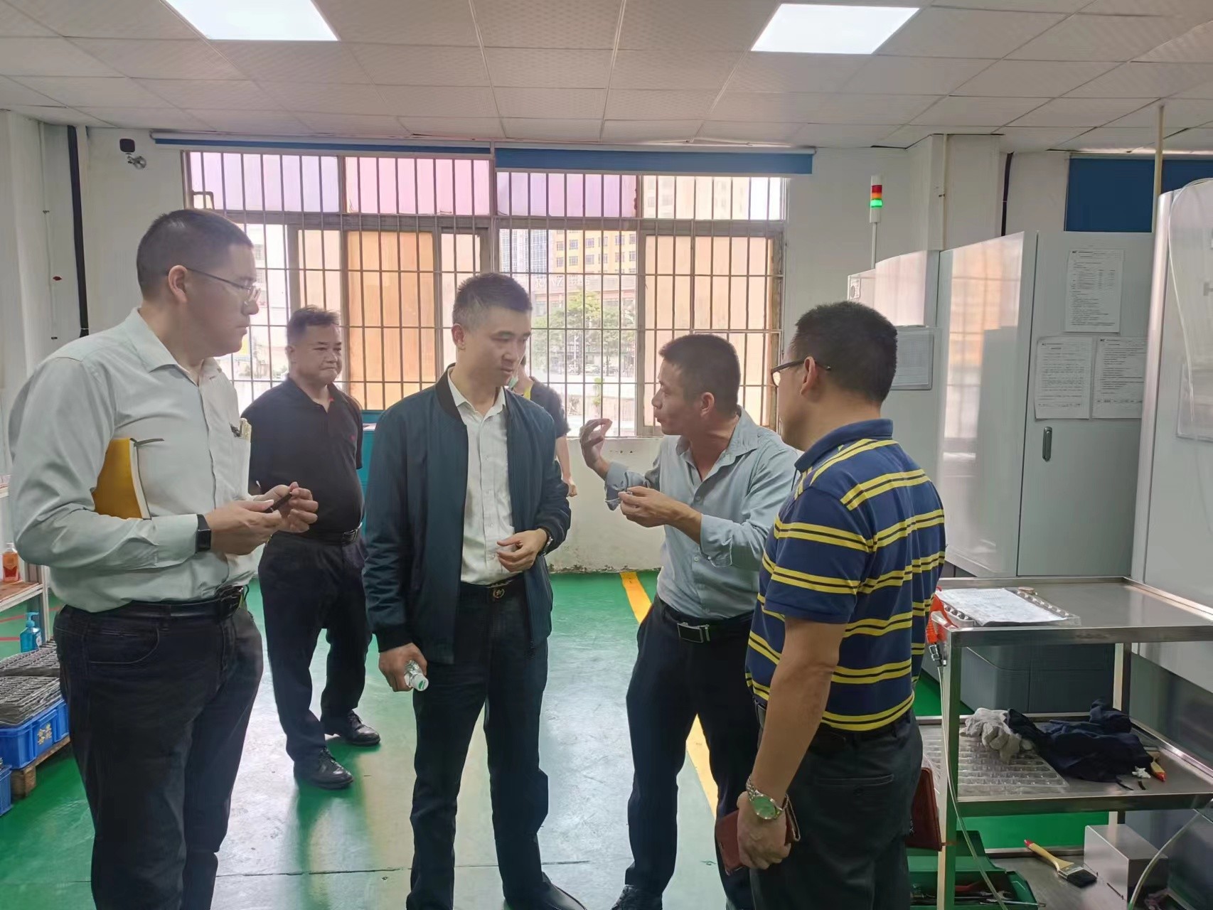 热烈欢迎区政府领导带队走访企业，鼓励数字化转型！